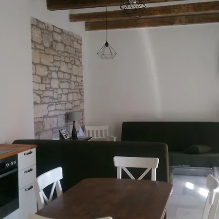 Hébergement de vacances Teslina Pula